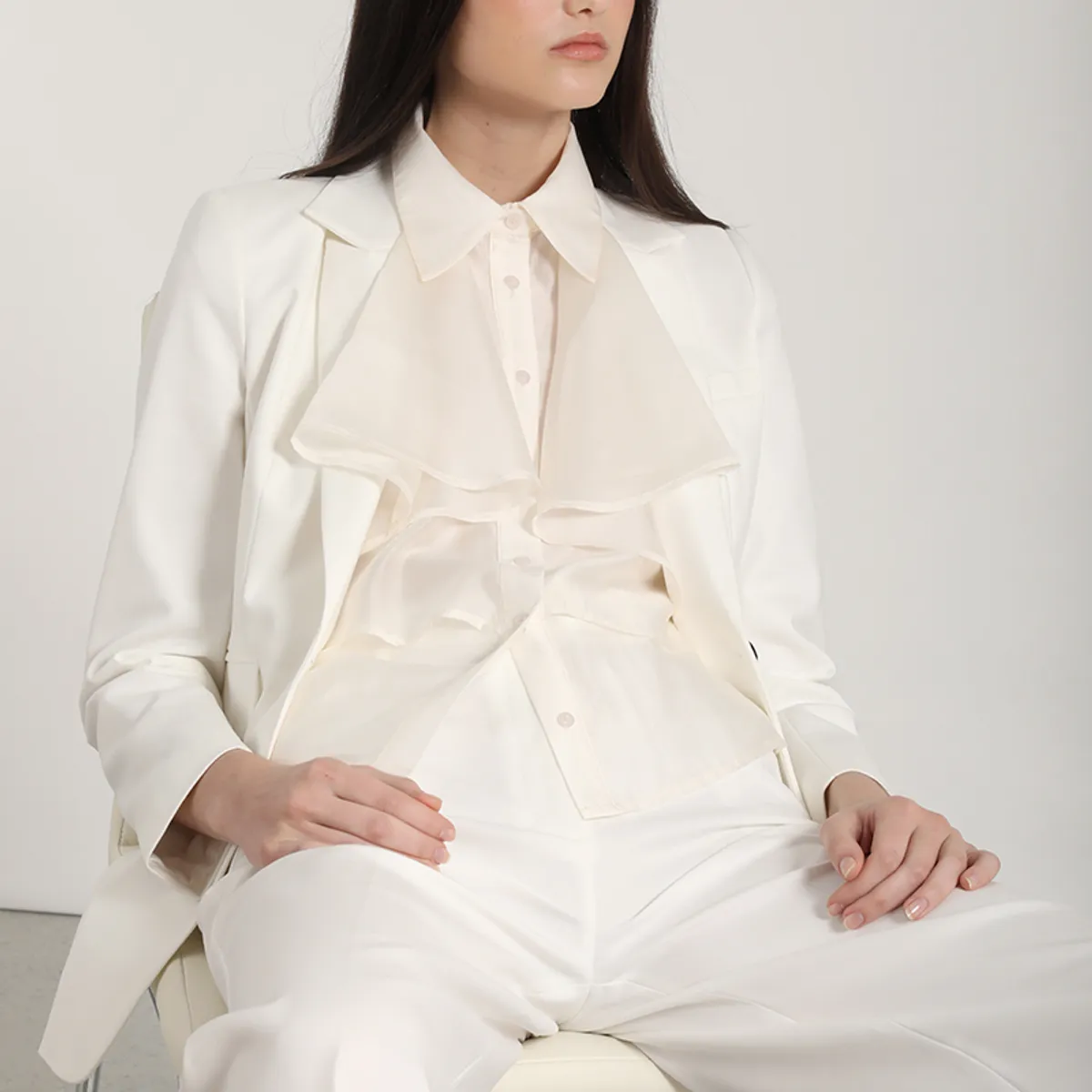 LIOLA - Blazer entallado clásico Liola mujer crudo