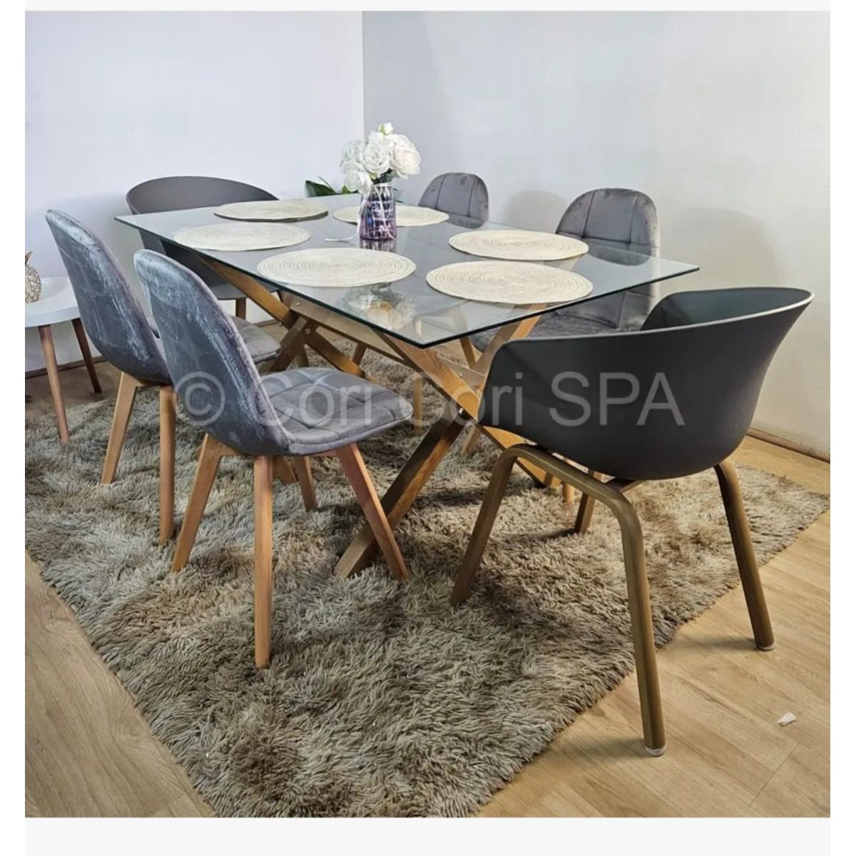 CORI CORI - Comedor Medlock 140x90cm + 4 Sillas Capitonne Velvet + 2 Sillas Cup