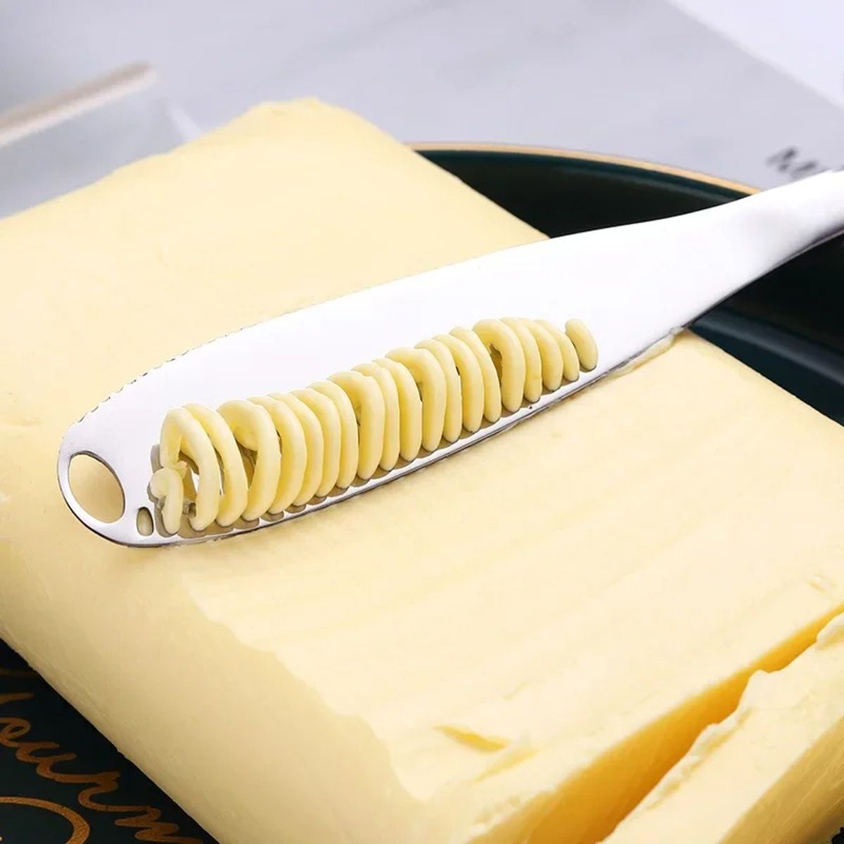 ESPACIO SEOUL - Cuchillo Mantequilla Margarina Queso Crema con agujeros decorativo