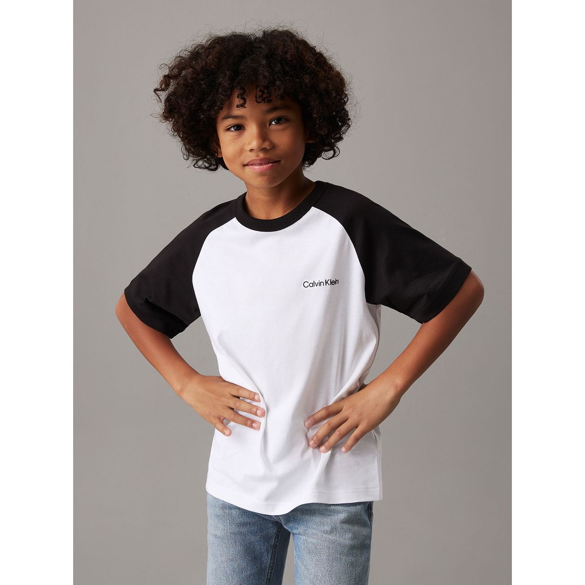 CALVIN KLEIN - Polera Niño Color Block Blanco Calvin Klein