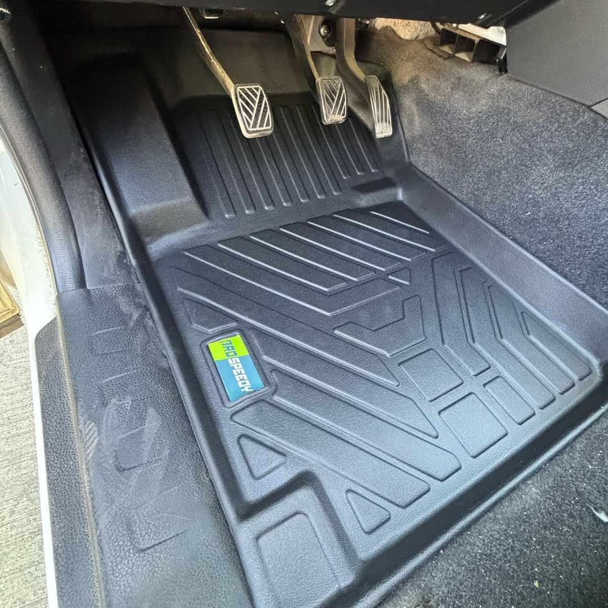 GENERICO - PISOS CALCE PERFECTO PROSPEEDY SUZUKI GRAND NOMADE 2008+ 3PIEZAS