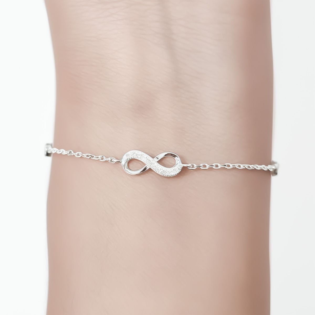 COGGIOLA - Pulsera Infinito Mini Punto De Luz Plata Fina 925