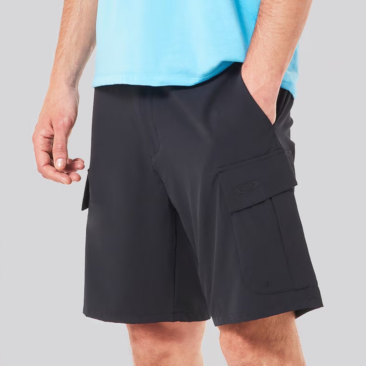 OAKLEY - Short Hombre Cape Cargo RC Hybrid 20' Oakley Blackout