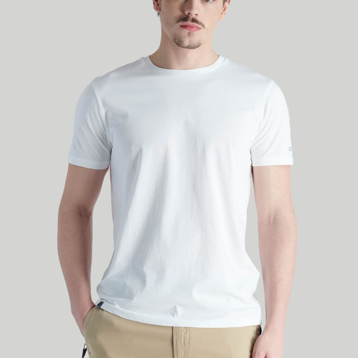 NIMTU - Polera Tres Cruces Casual Blanco Nimtu