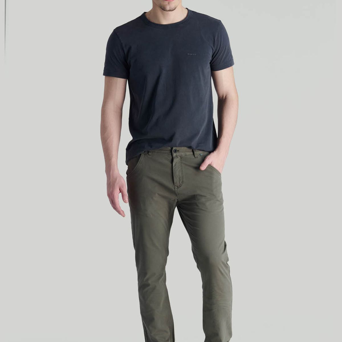 NIMTU - Pantalón Maqui Casual Gris Nimtu