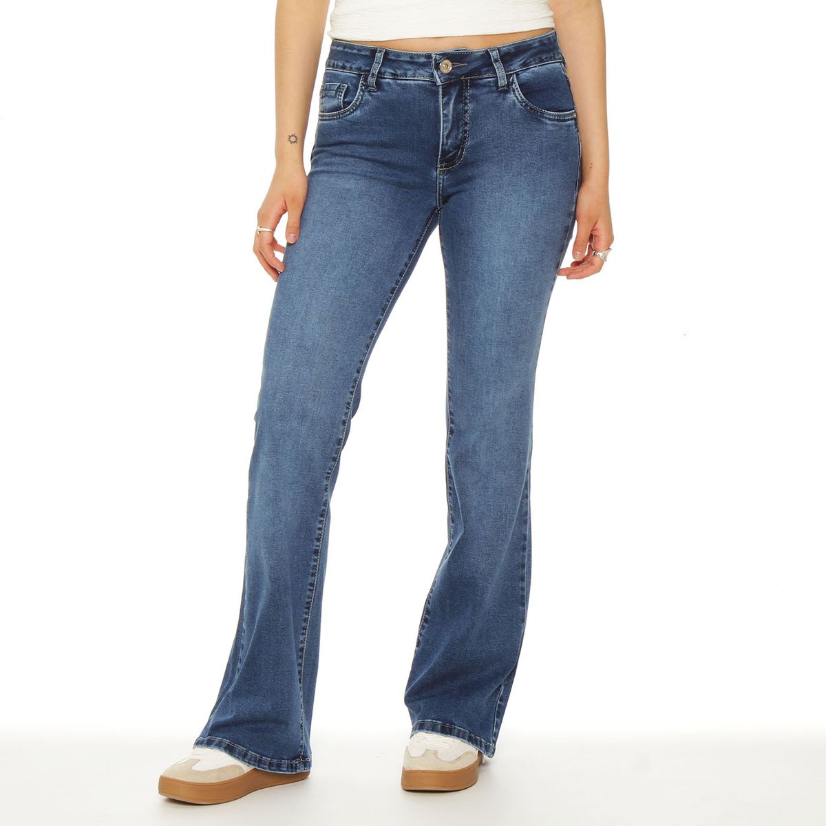 WADOS - JEANS FLARE TIRO BAJO PRETINA BASICA 1 BOTON