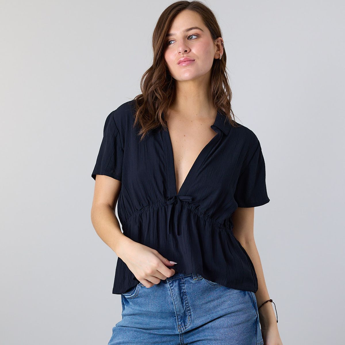 POLEMIC - Blusa Mujer Escote V Crep  Negro Polemic