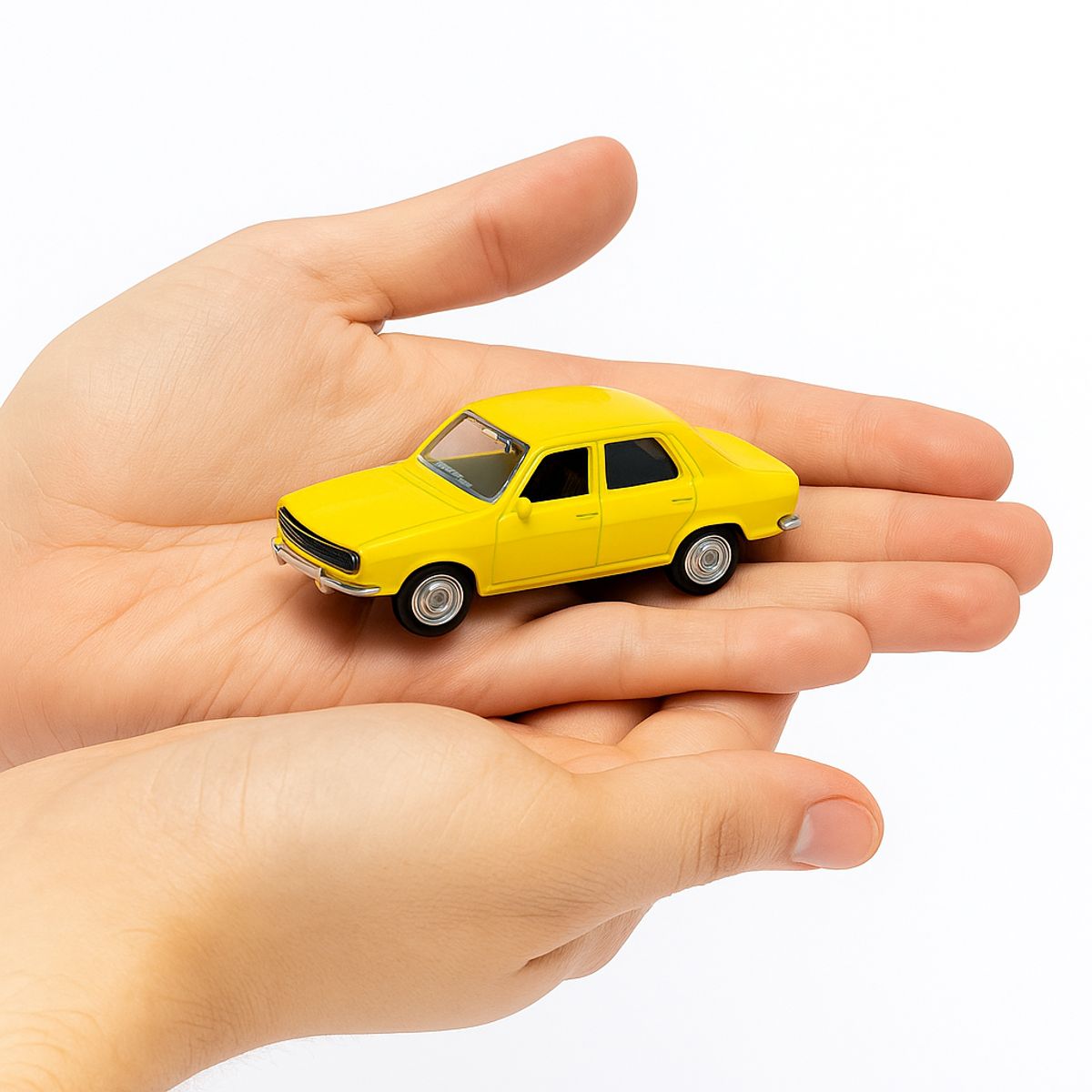 WELLY - Auto Dacia 1300 Escala 1:60 - Welly