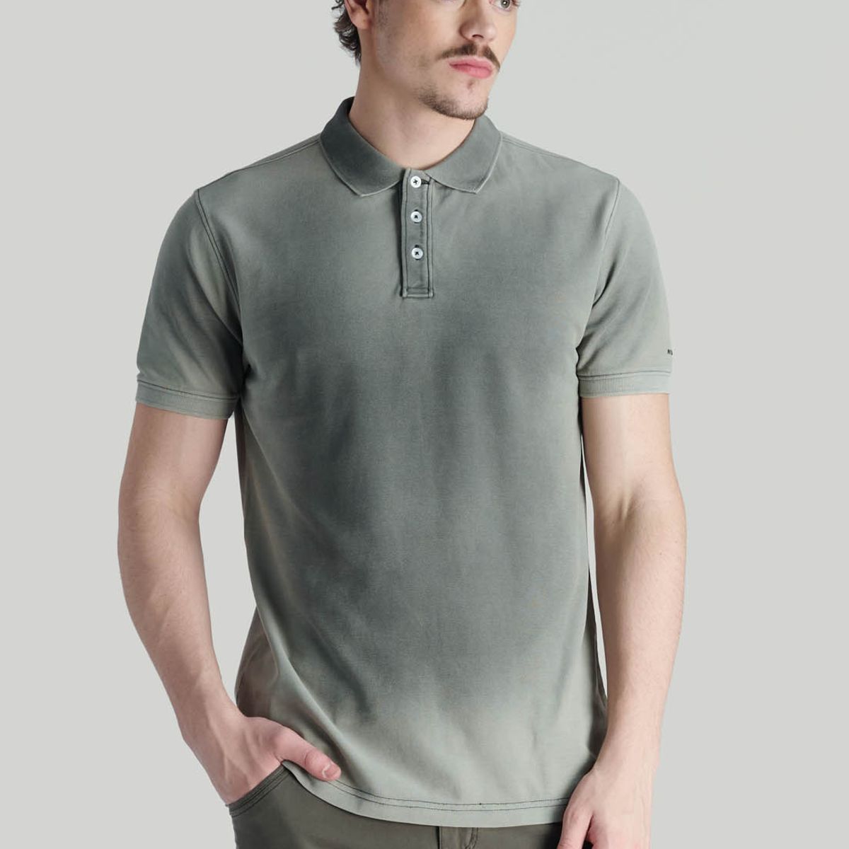 NIMTU - Polera Focal Casual Negro Nimtu