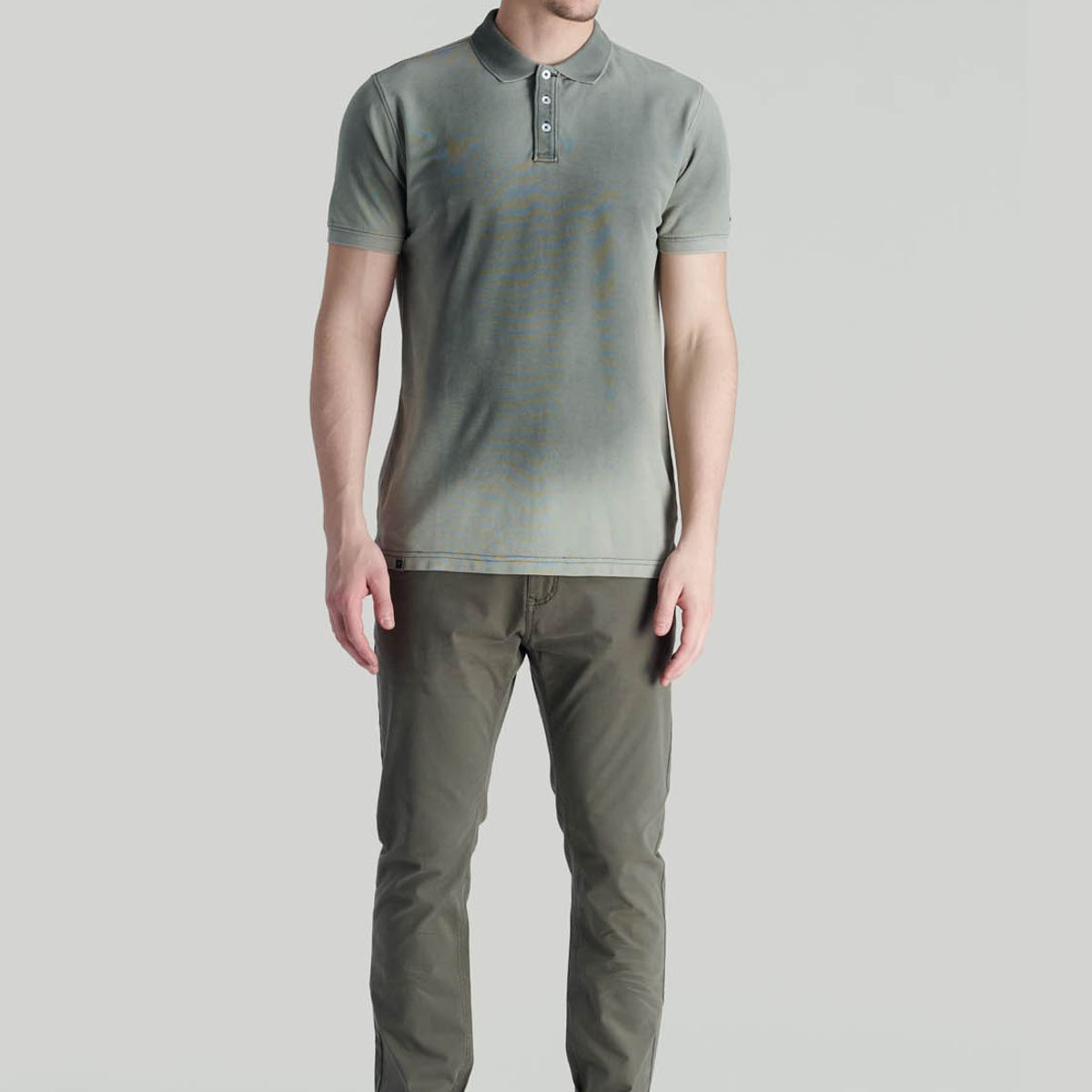 NIMTU - Polera Focal Casual Negro Nimtu