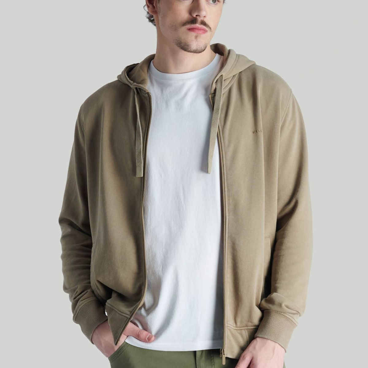 NIMTU - Polerón Ñuble Outdoor Beige Nimtu