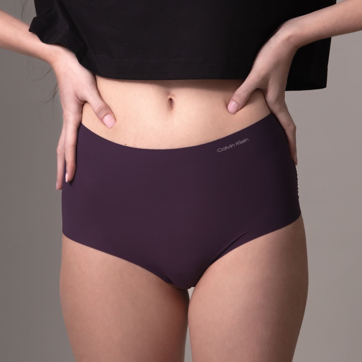 CALVIN KLEIN - Calzón Hipster Alto Invisible Morado Calvin Klein