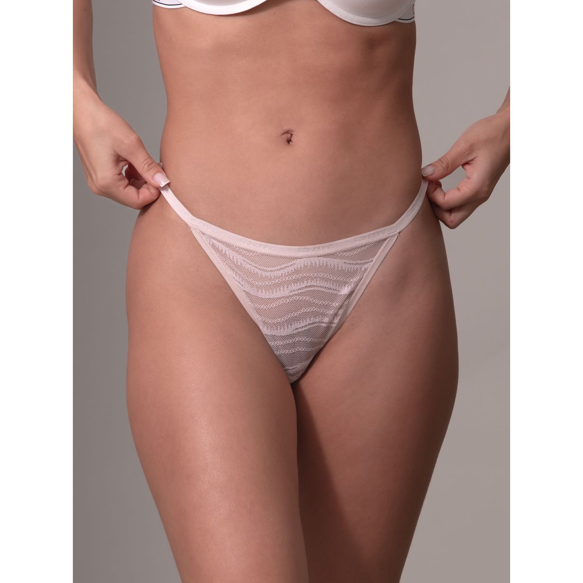 CALVIN KLEIN - Calzón Bikini String Sheer lace Beige Calvin Klein