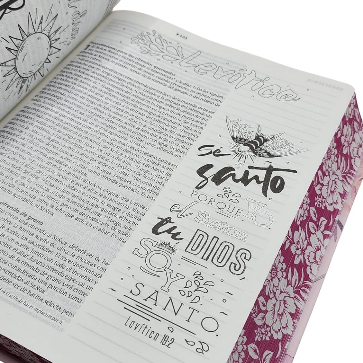 TYNDALE HOUSE PUBLISHERS - Biblia Inspira NTV con Filament letra grande 10,5 pt flores rosado