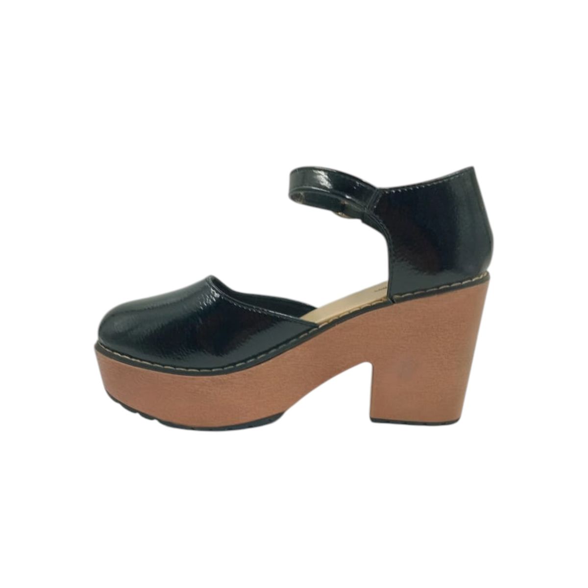 HERIEL - Zapato Negro Charol Plataforma