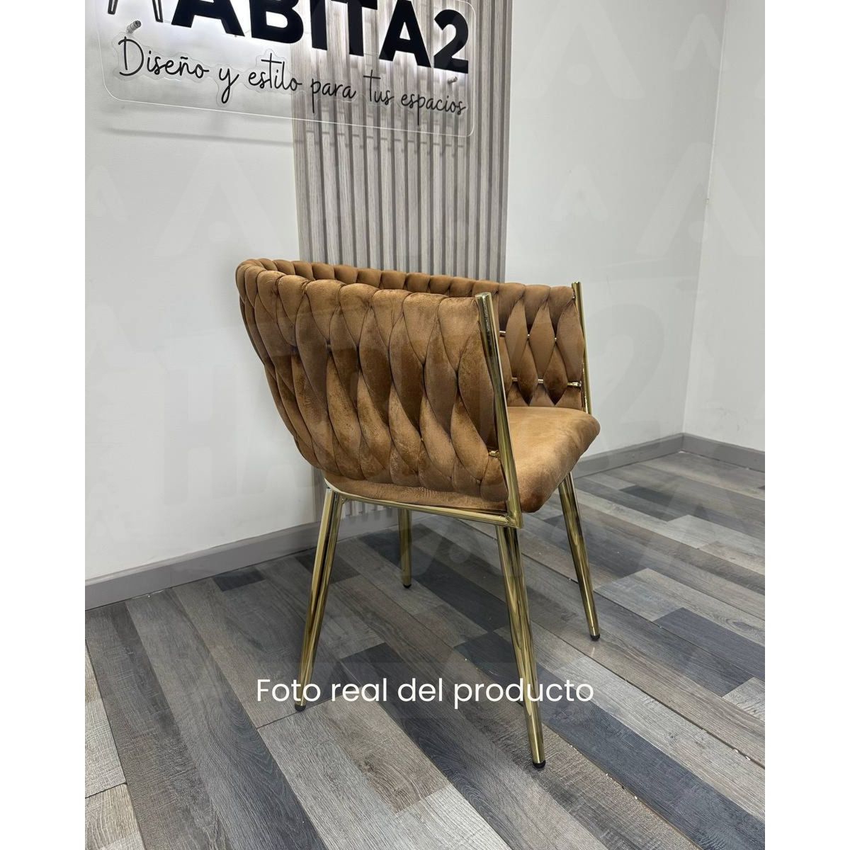 HABITA2 CHILE - Sitial poltrona Queen Marrón patas doradas