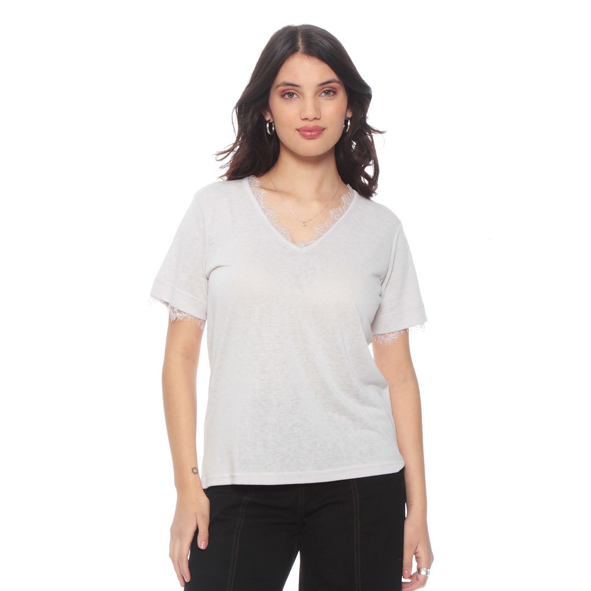 WADOS - POLERA MANGA CORTA ESCOTE V CON APLICACION DE ENCAJE EN ESCOTE Y MANGA