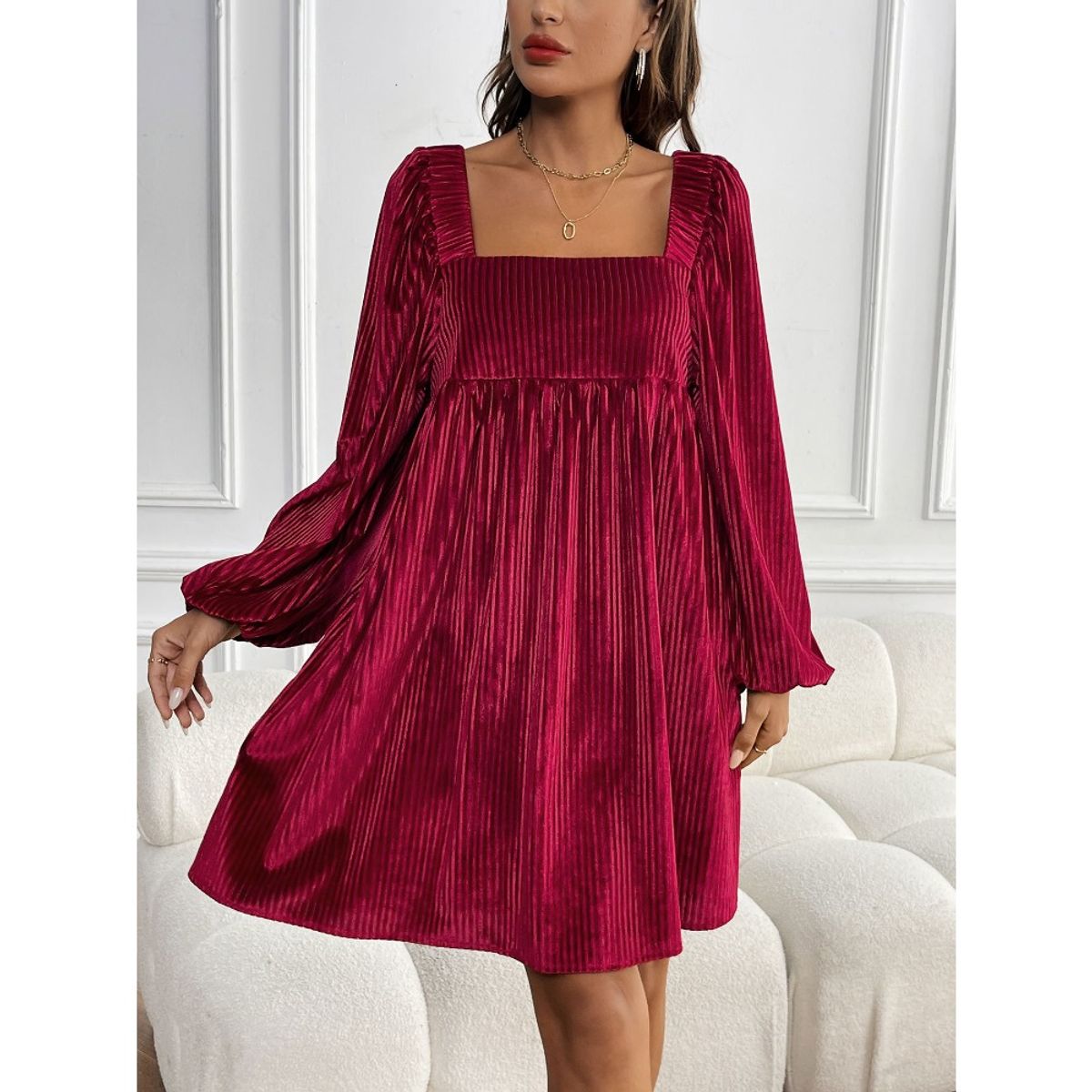 GIOIO - Vestido Terciopelo Fluido Escote Cuadrado Espalda Descubierta Elegante​