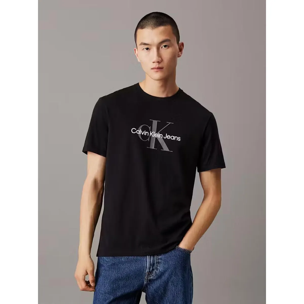 CALVIN KLEIN - Polera Monogram Tee Negro Calvin Klein