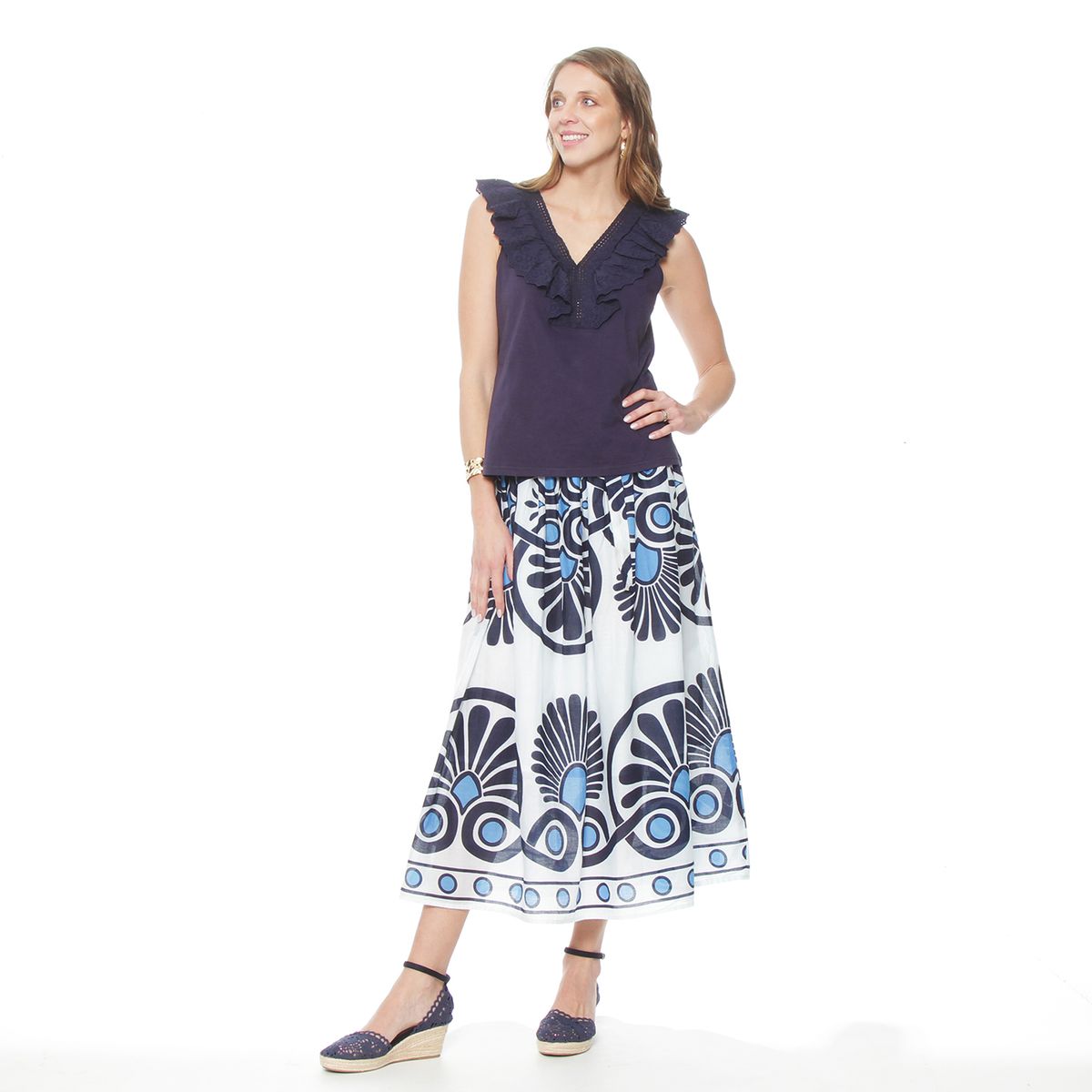 WADOS - POLERA SIN MANGA ESCOTE V CON VOLANTE