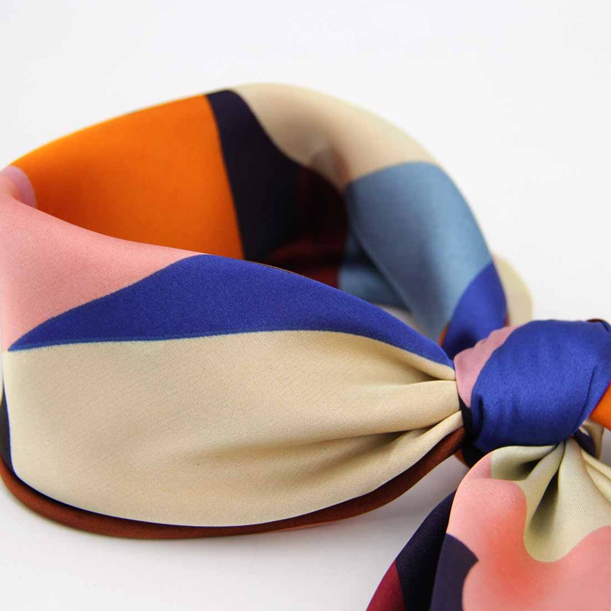 VC ACCESORIOS - Pañuelo Silk feeling 70 x 70