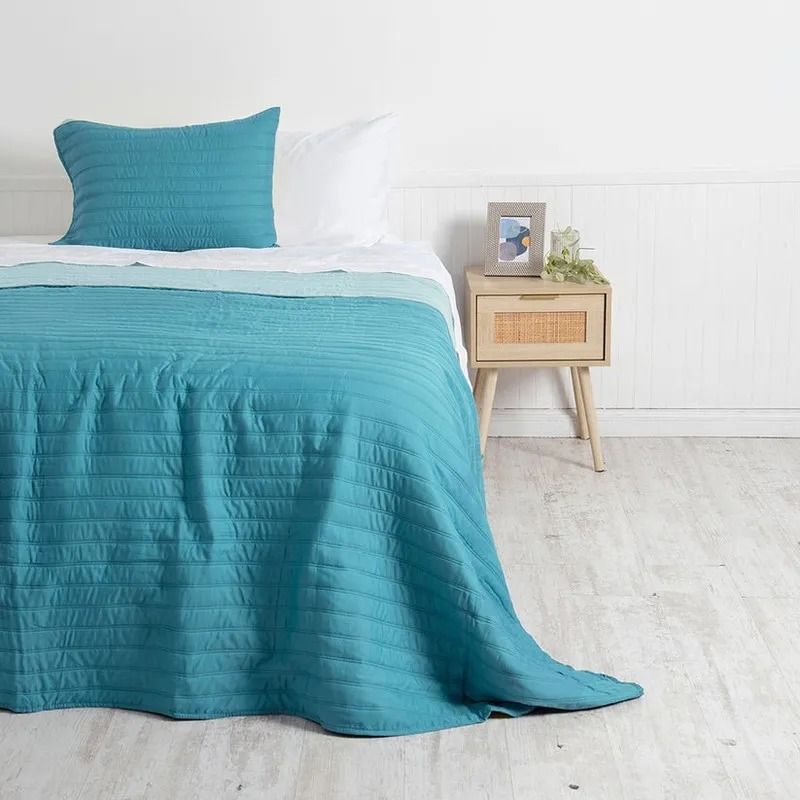 MASHINI - Quilt Toledo apto 1pl- 15pl Mashini Diseño Moderno Calipso Celeste