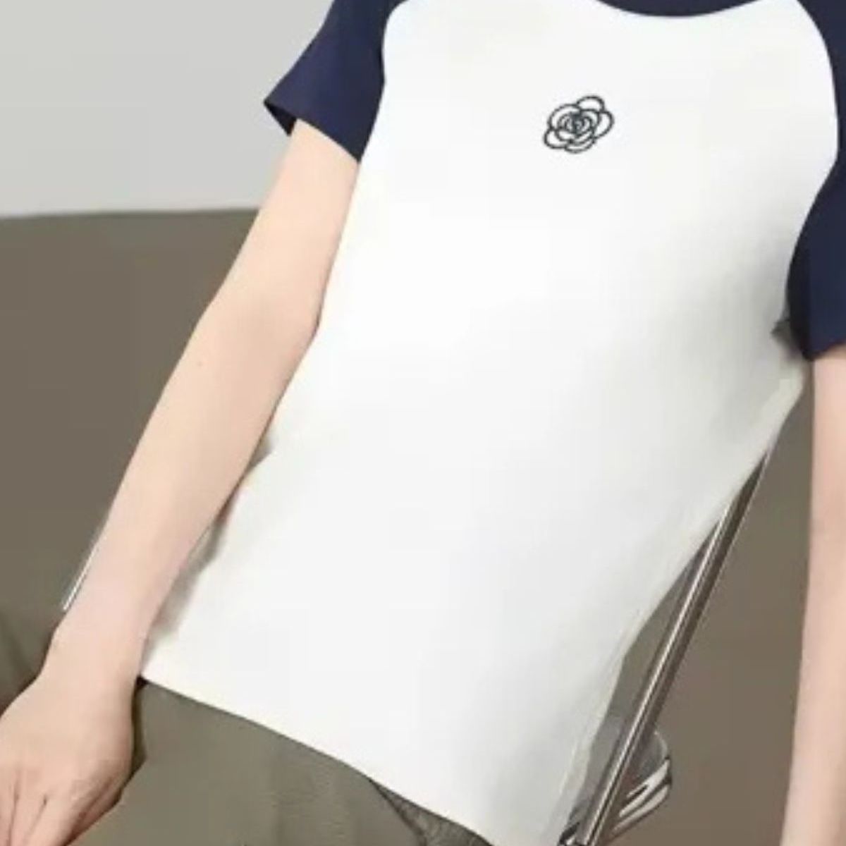 LOOK SHOP - Polera Mujer Juvenil Tipo Algodón Grueso. Tendencia 593