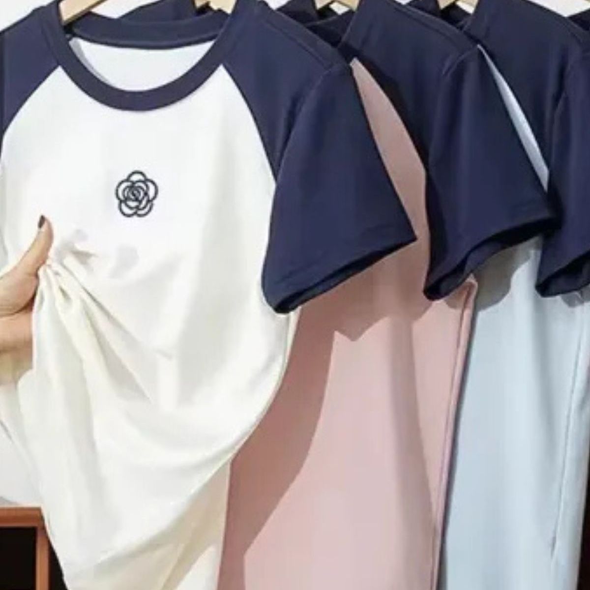 LOOK SHOP - Polera Mujer Juvenil Tipo Algodón Grueso. Tendencia 593