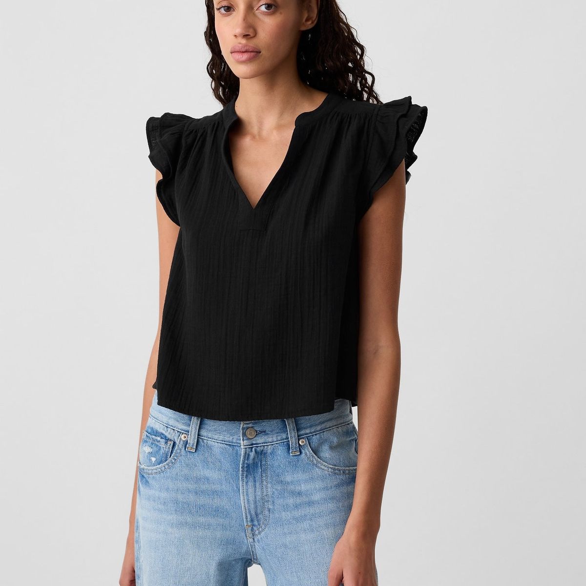 GAP - Blusa Mujer Cuello V Manga Vuelos Negro Gap