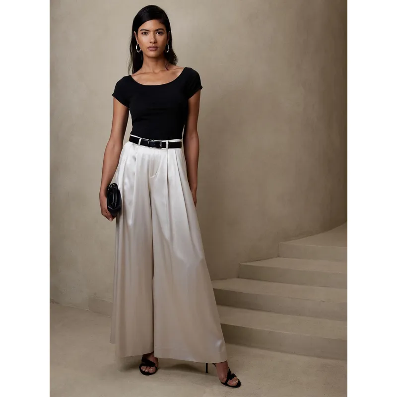 BANANA REPUBLIC - Polera Mujer Cuello Redondo Refined Negro Banana Republic