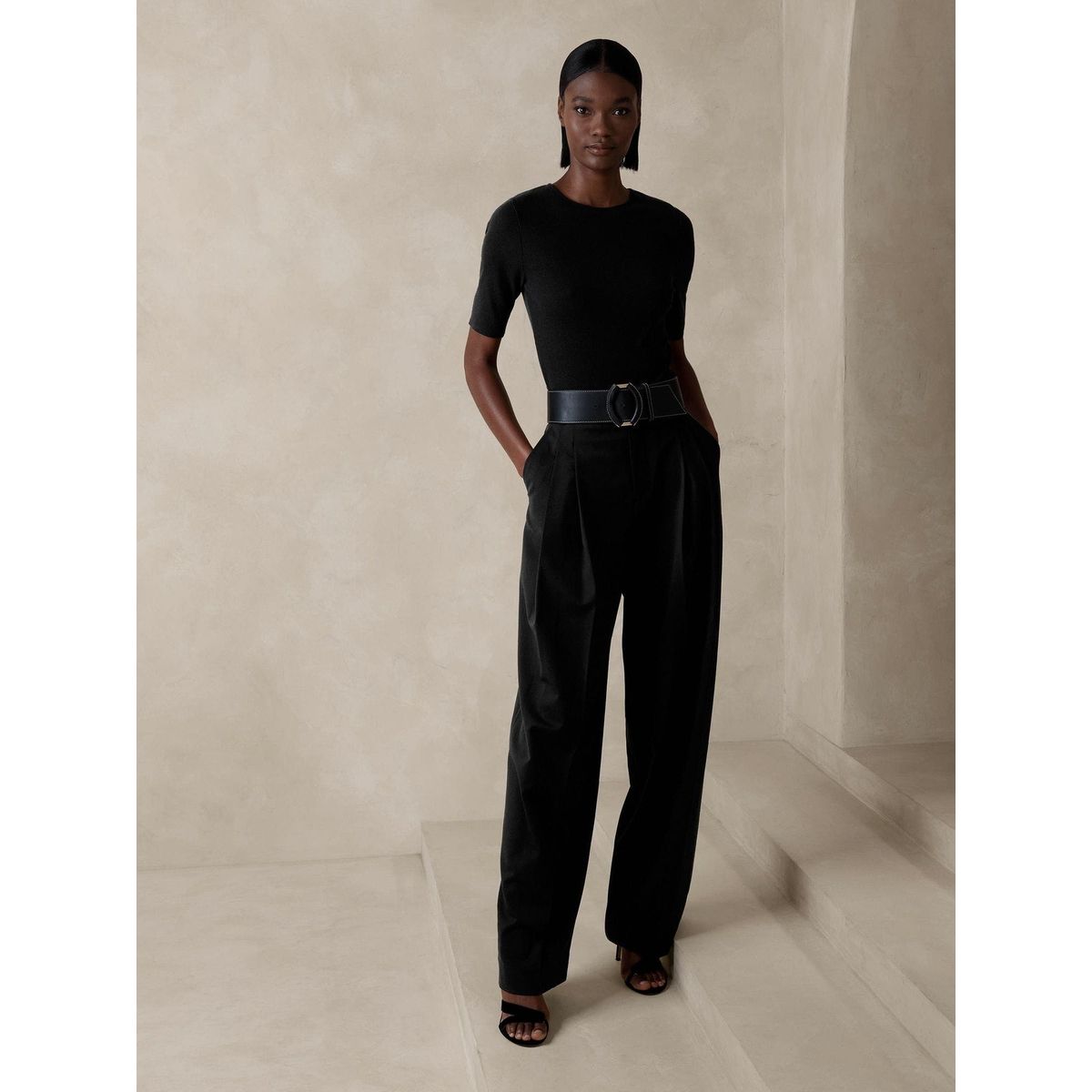 BANANA REPUBLIC - Polera Mujer Ribbed Elbow-Sleeve Negro Banana Republic