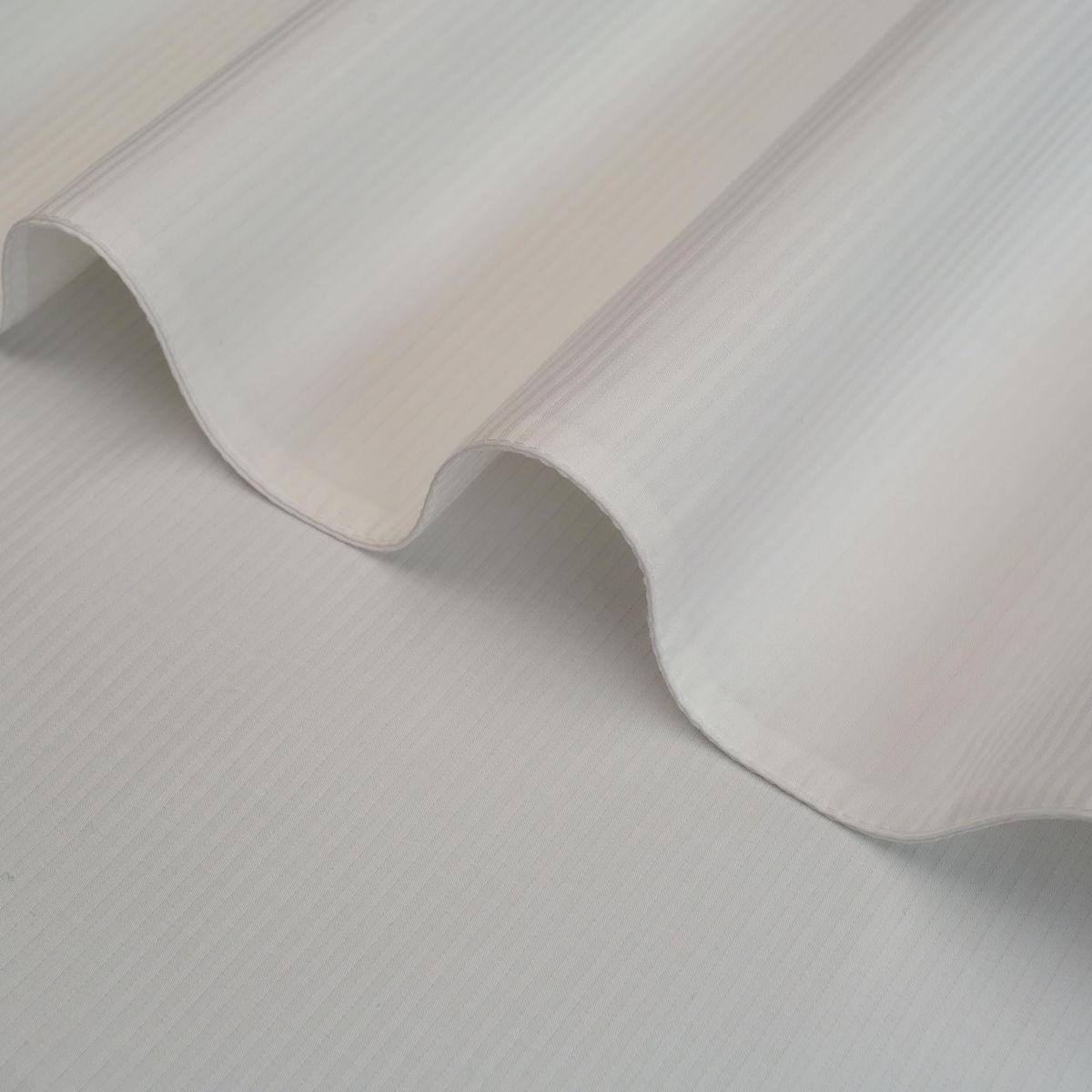 TEXTIL SUPER - FUNDA PLUMÓN BLANCO LISTADO 2MM CON ALETA KING