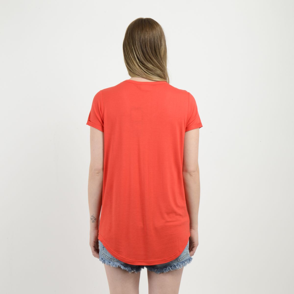 O'NEILL - POLERA MANGA CORTA ESSENTIAL II ROJO