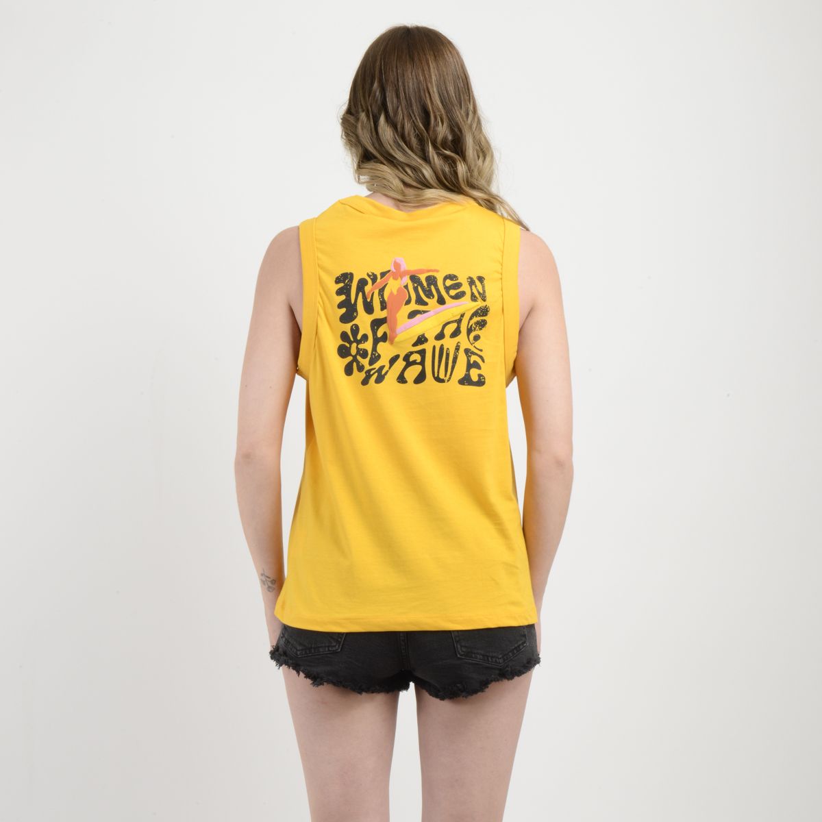 O'NEILL - POLERA SIN MANGAS WOTW AMARILLO