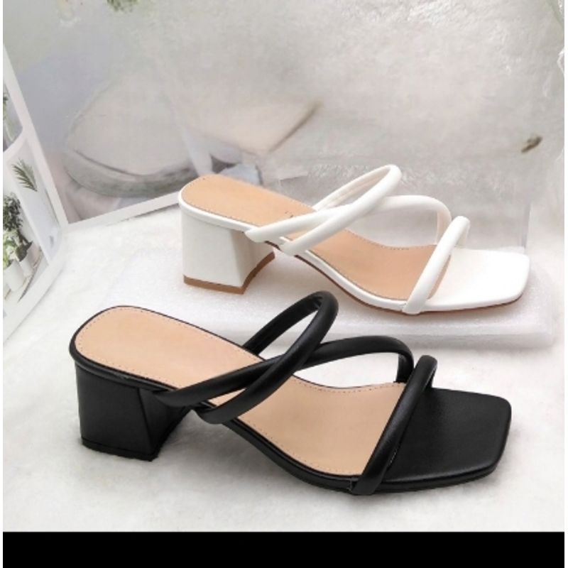 SNOOPY - Sandalias Negras   Taco Bajo M417