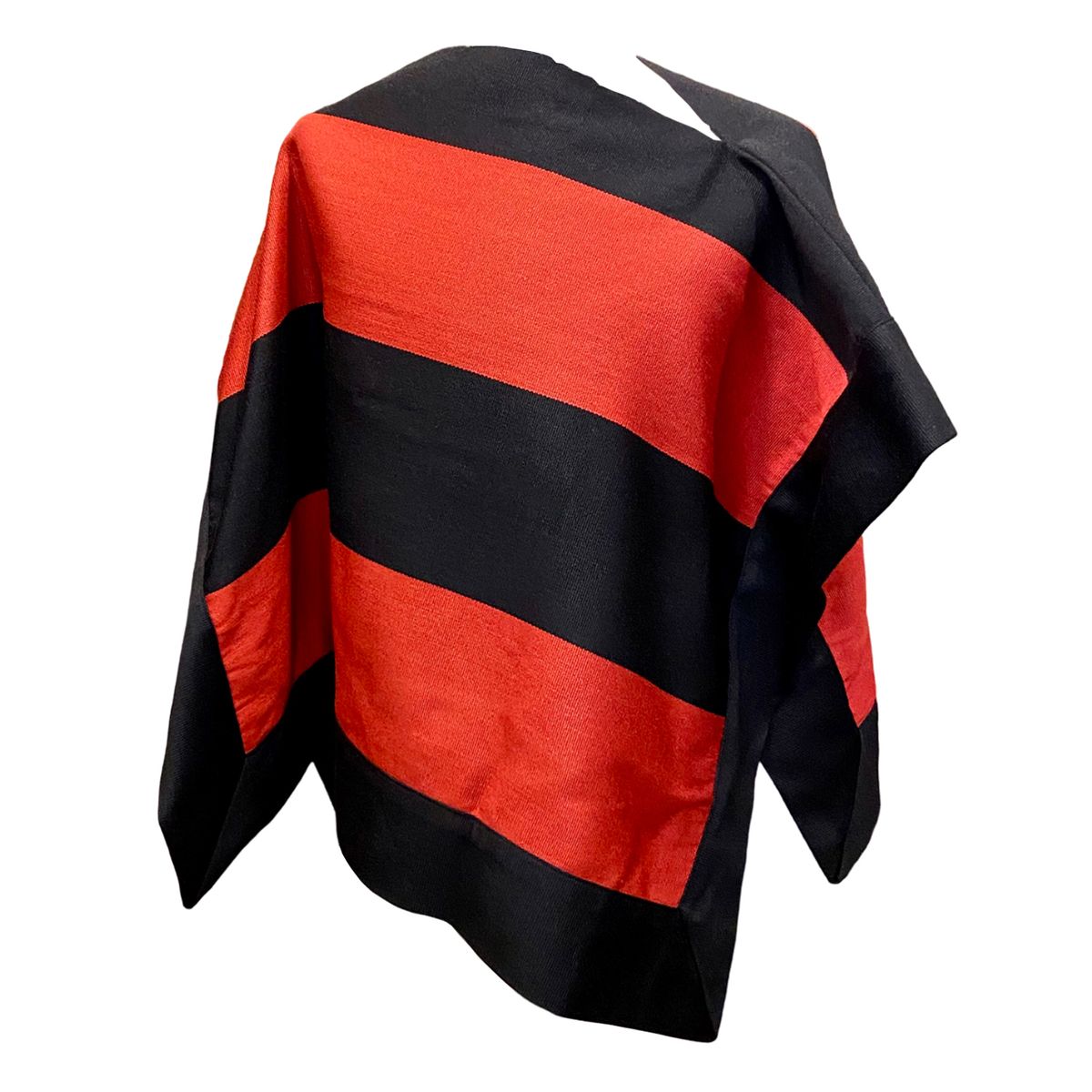 CORRALERO SASTRERIA - Manto huaso Lana nacional telar  negro-rojo