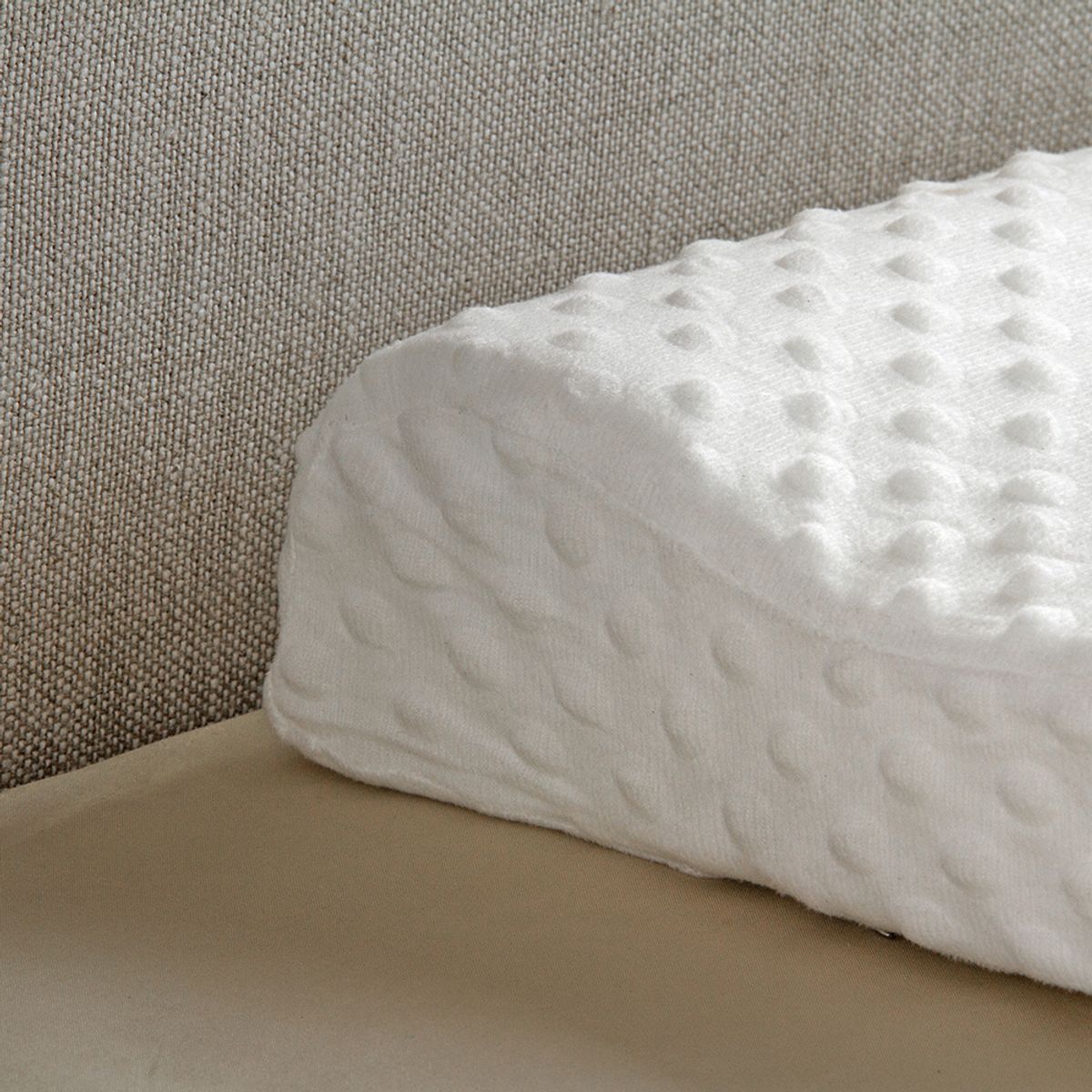 MASEL - Almohada Latex  50x30  Terapeutica Blanca