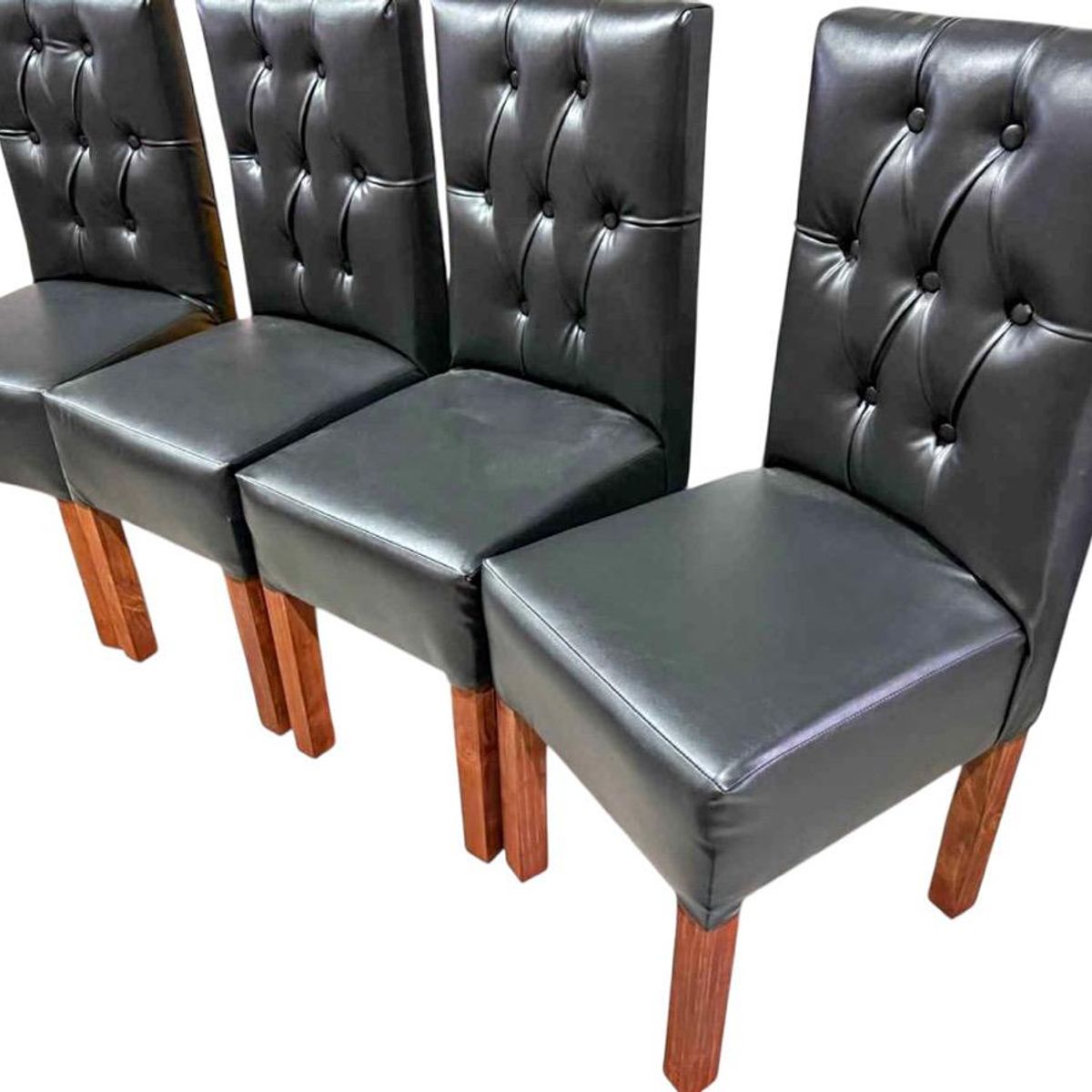 GENERICO - Pack 4 Sillas Negras Capitones ECO CUERO