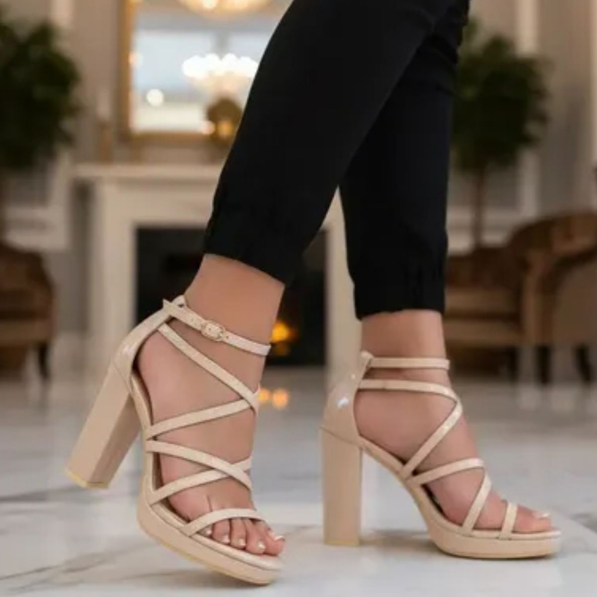 SNOOPY - Sandalias Color Nude Mujer Taco Alto  M500