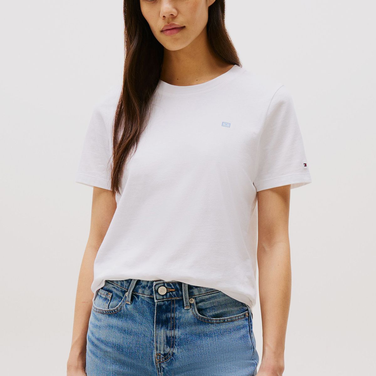 TOMMY HILFIGER - Polera Contrast Flag Logo Blanco Tommy Hilfiger