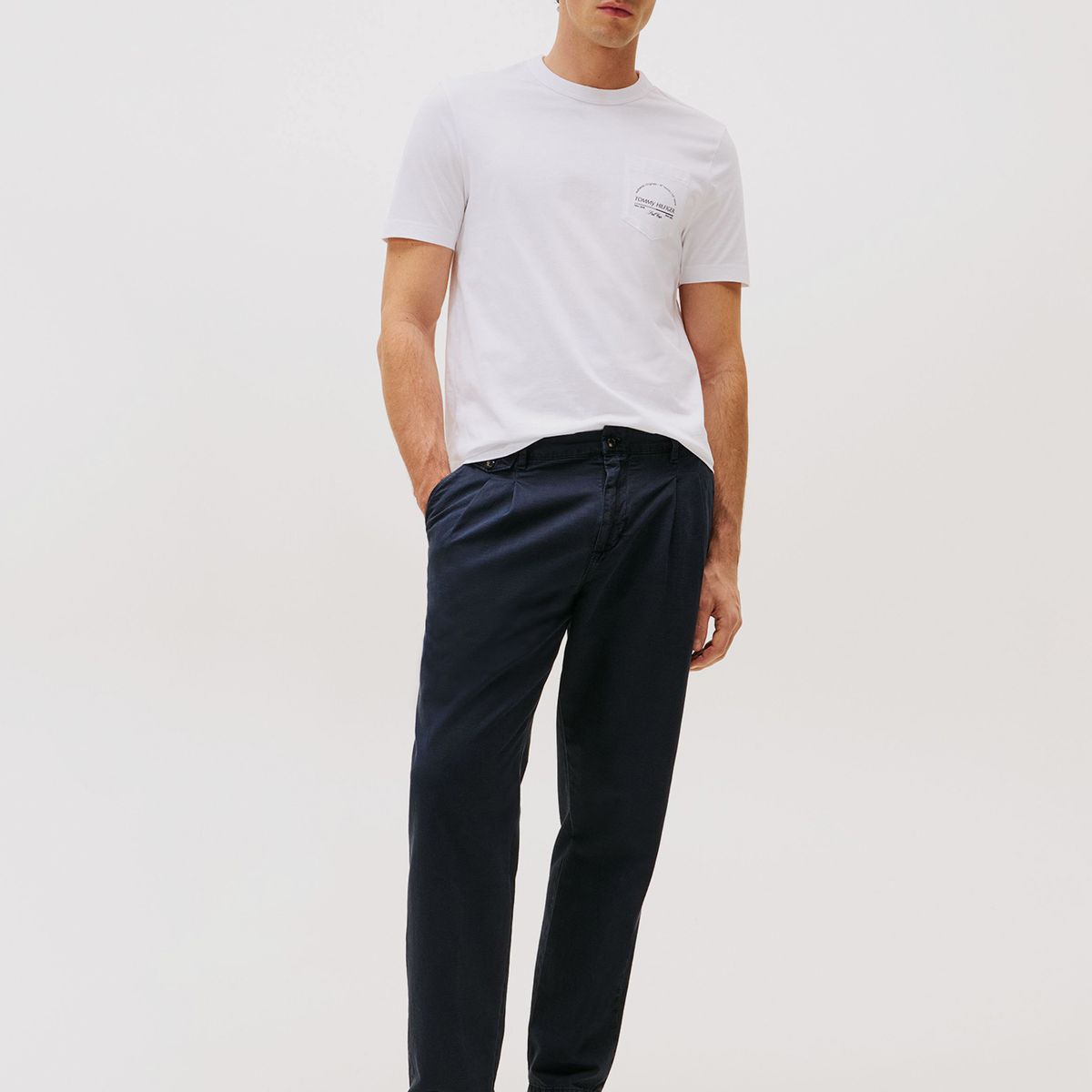 TOMMY HILFIGER - Polera Arch Pocket Con Logo Blanco Tommy Hilfiger