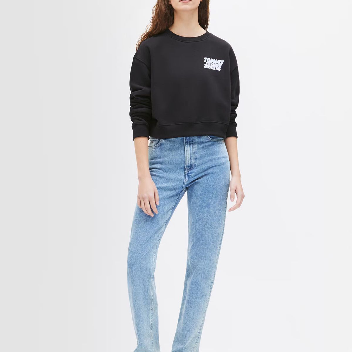 TOMMY HILFIGER - Polerón Cropped Bubble Logo Negro Tommy Jeans