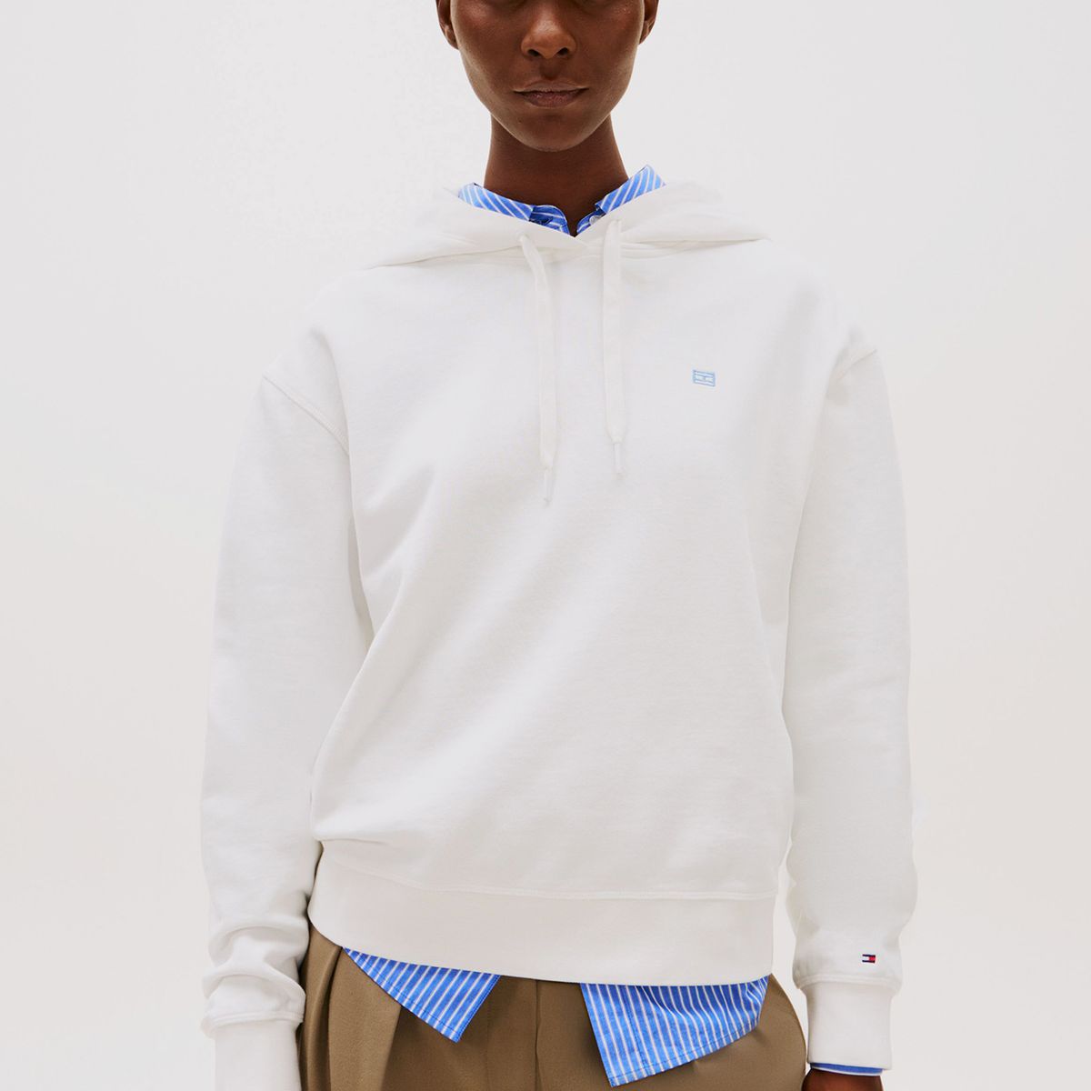 TOMMY HILFIGER - Polerón Hoodie Contrast Flag Logo Blanco Tommy Hilfiger