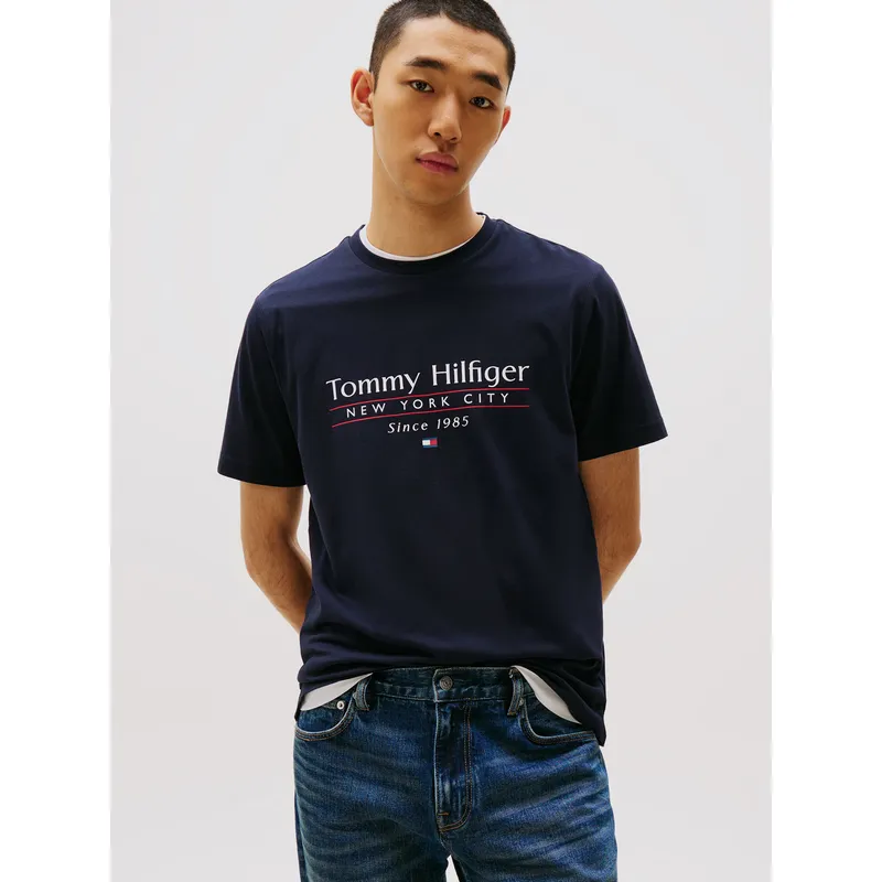 TOMMY HILFIGER - Polera Center Stack Logo Azul Tommy Hilfiger