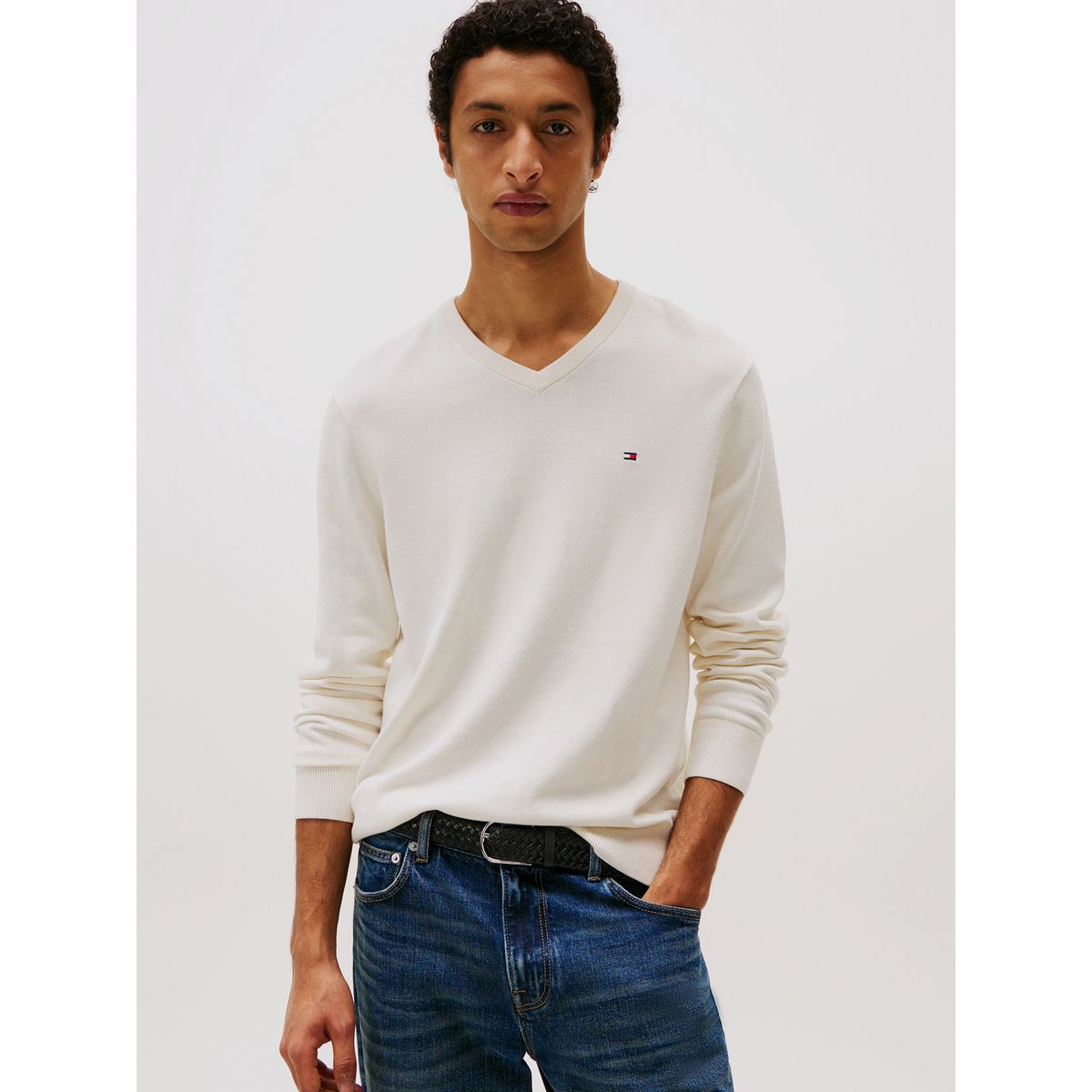 TOMMY HILFIGER - Sweater Básico Signature V-Neck Blanco Tommy Hilfiger