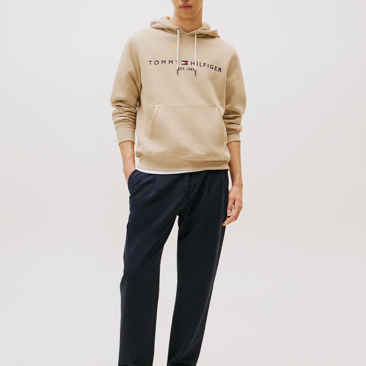 TOMMY HILFIGER - Polerón Hoodie Established 1985 Logo Beige Tommy Hilfiger