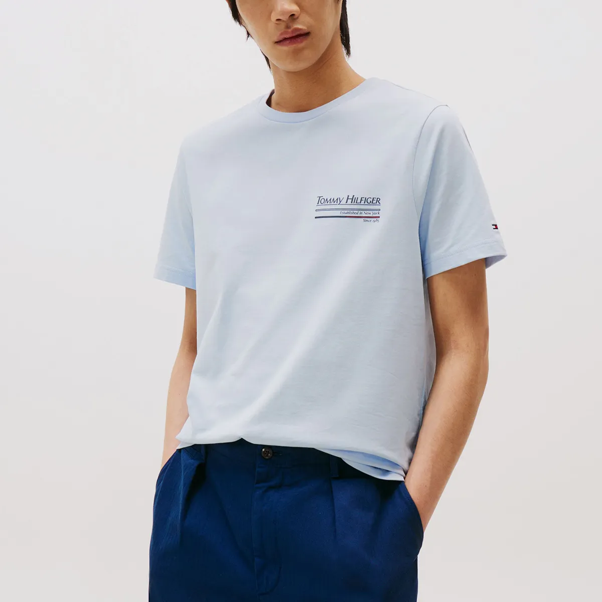 TOMMY HILFIGER - Polera De Cuello Redondo Con Logo Celeste Tommy Hilfiger
