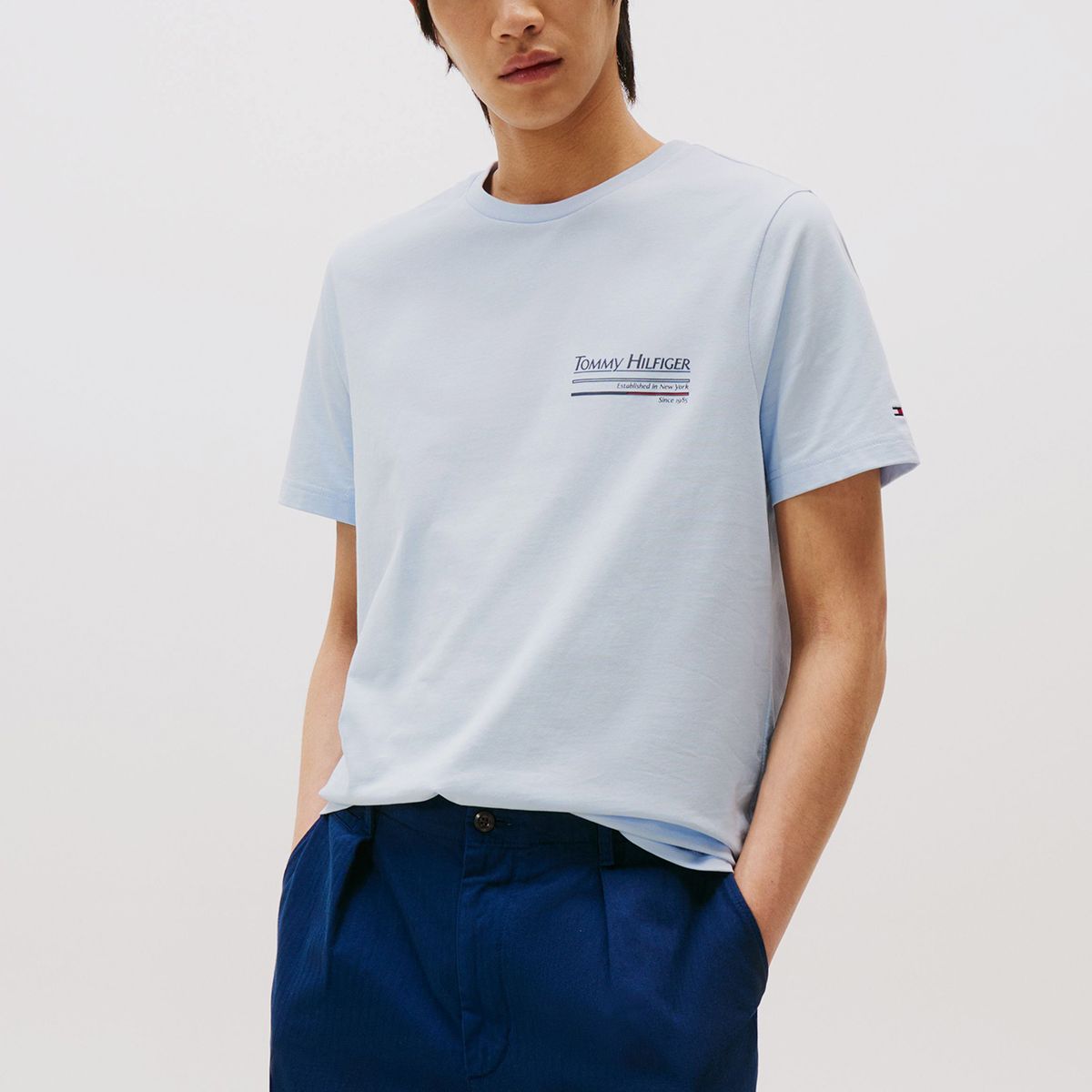 TOMMY HILFIGER - Polera De Cuello Redondo Con Logo Celeste Tommy Hilfiger