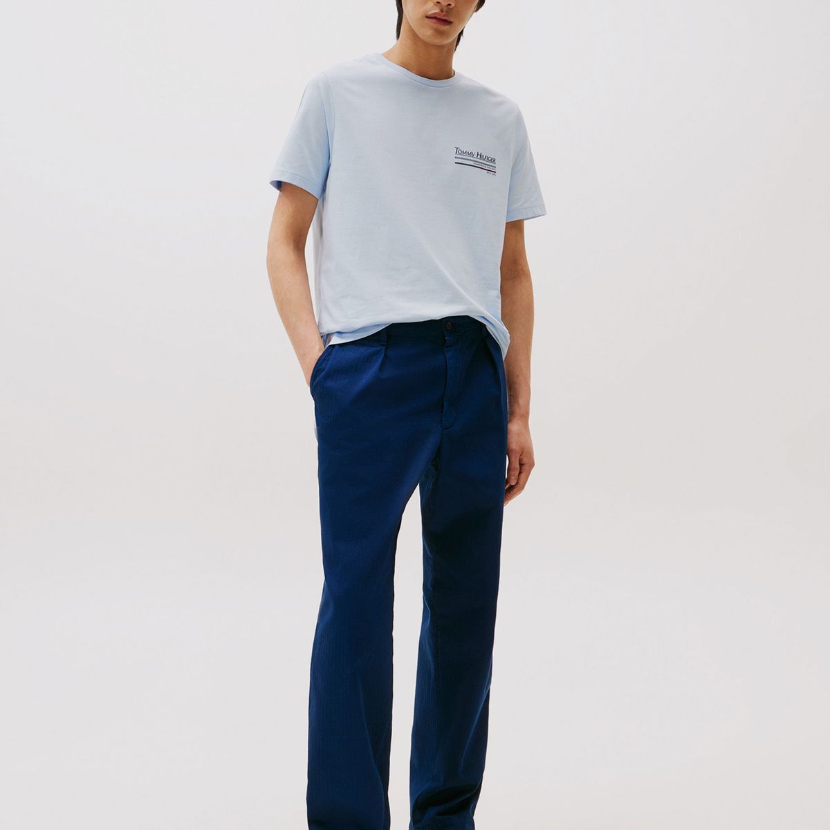 TOMMY HILFIGER - Polera De Cuello Redondo Con Logo Celeste Tommy Hilfiger