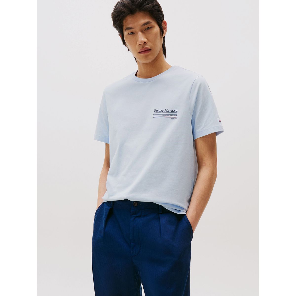 TOMMY HILFIGER - Polera De Cuello Redondo Con Logo Celeste Tommy Hilfiger